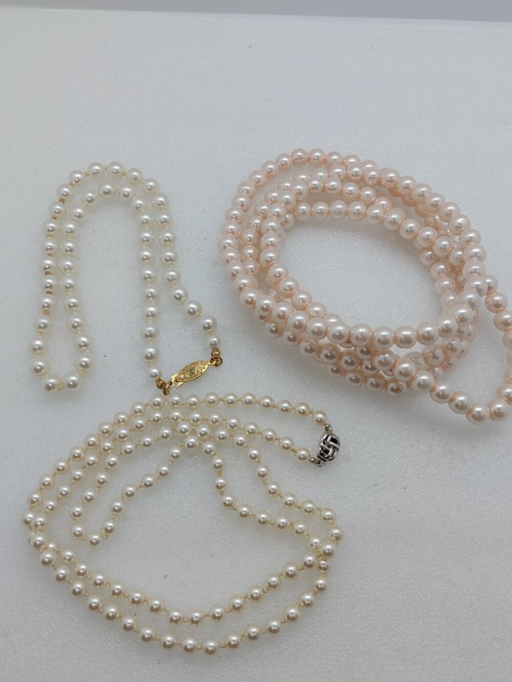 3 Bead Necklaces Faux Pearl White, Cream Color & Pinkish - Picture 1 of 13